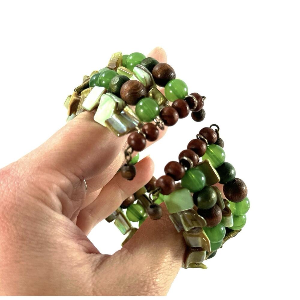 Green Beaded Wrap Bracelet Shell Wood Glass Multi Strand Adjustable Boho - Picture 6 of 7